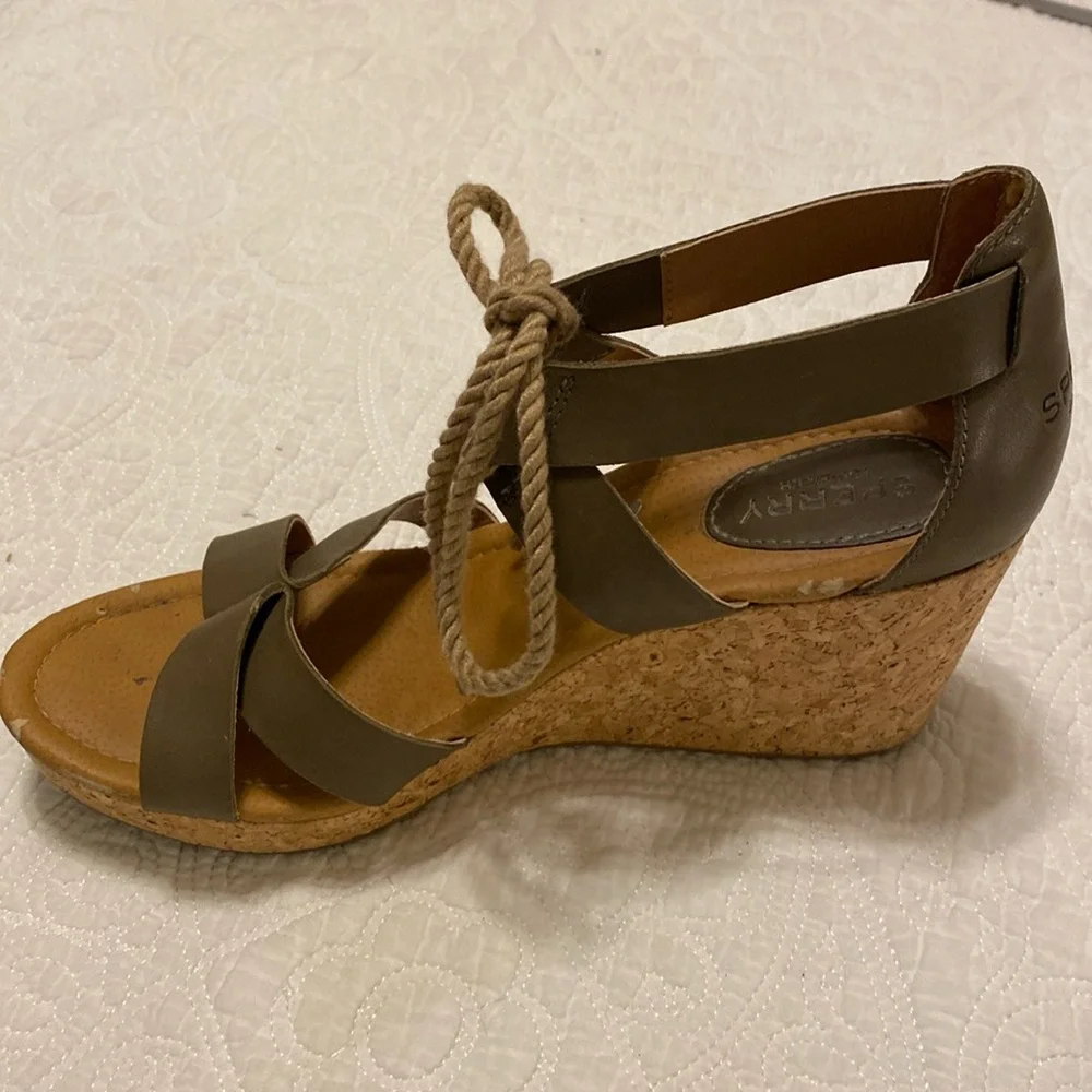 Sperry Top-Sider Women's Dawn Ari‎ Wedge leather olive Sandal